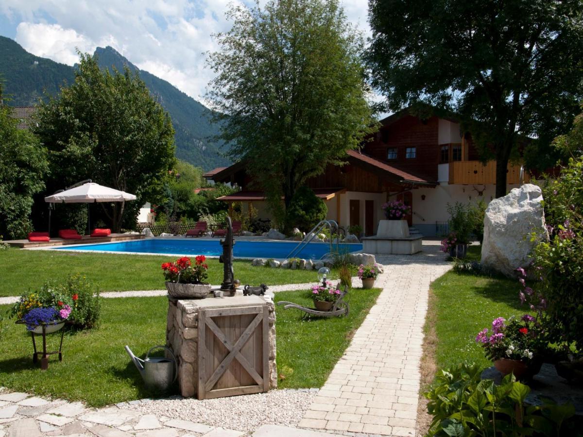 Gaestehaus Gamsei - Bosch Hermann Grassau  Εξωτερικό φωτογραφία